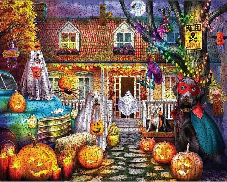 White Mountain - Halloween Dog House - 1000 Piece Jigsaw Puzzle