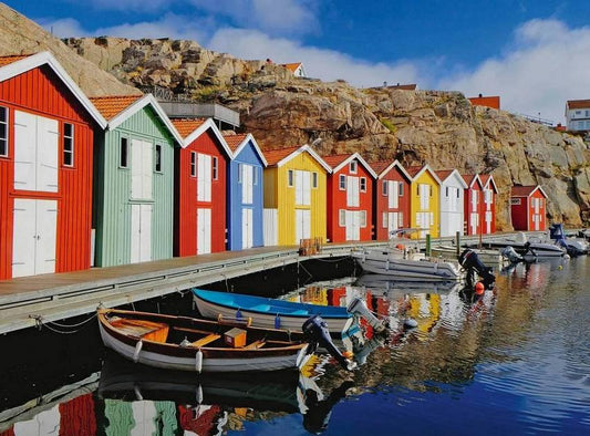 Ravensburger - Colourful Houses of Sweden - 100XL Piece Jigsaw Puzzle